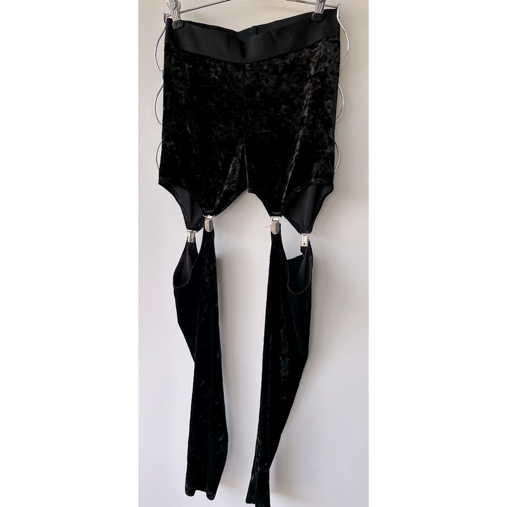 Velvet garter leggings